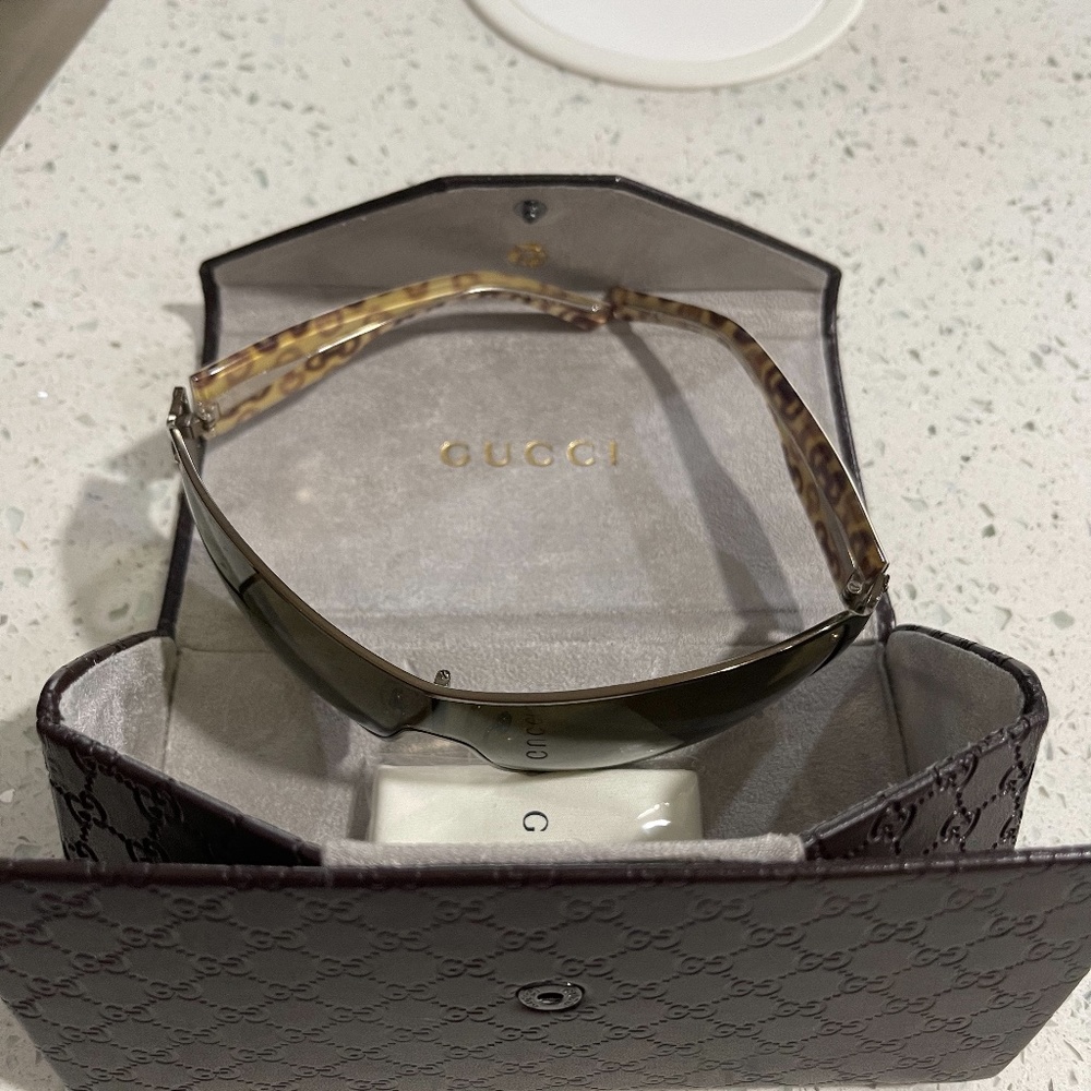 Gucci sunglasses